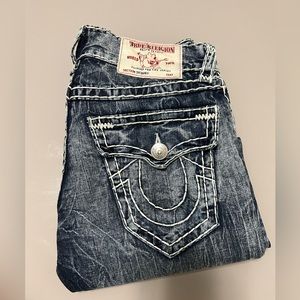 NWOT True religion men’s skinny jeans. Size :30/30
